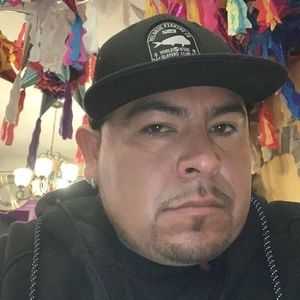 Meet your Posher, Luis